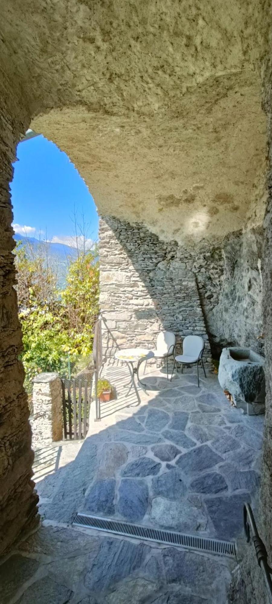 Palazzo Juvalta Bed & Breakfast Teglio Exterior photo